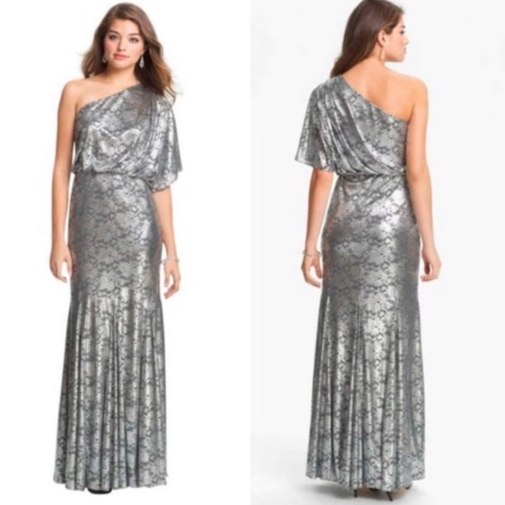 ADRIANNA PAPPEL One Shoulder Metallic Dress
